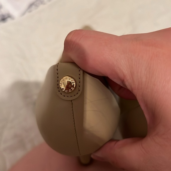 Michael Kors Alina Flex Leather Pumps - Picture 6 of 6